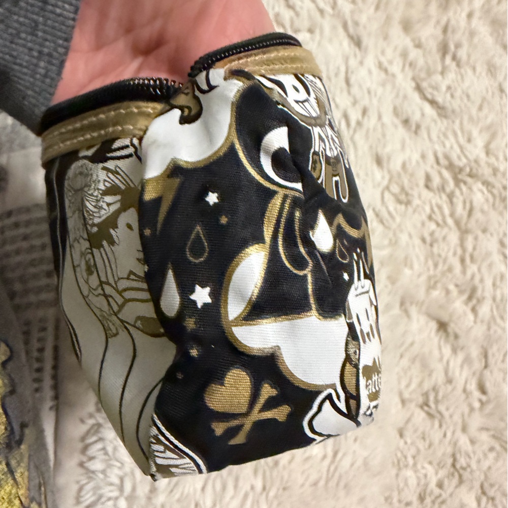 Tokidoki 24k makeup pouches - Picture 5 of 14